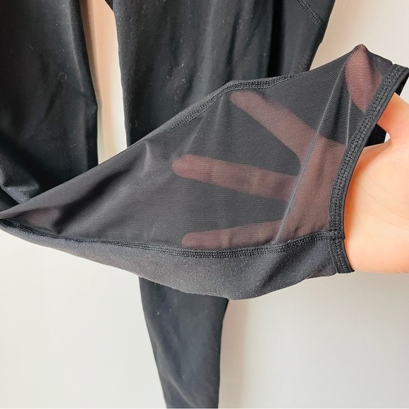 Athleta BLACK Mesh Side Panel Capri Leggings - Picture 3 of 9